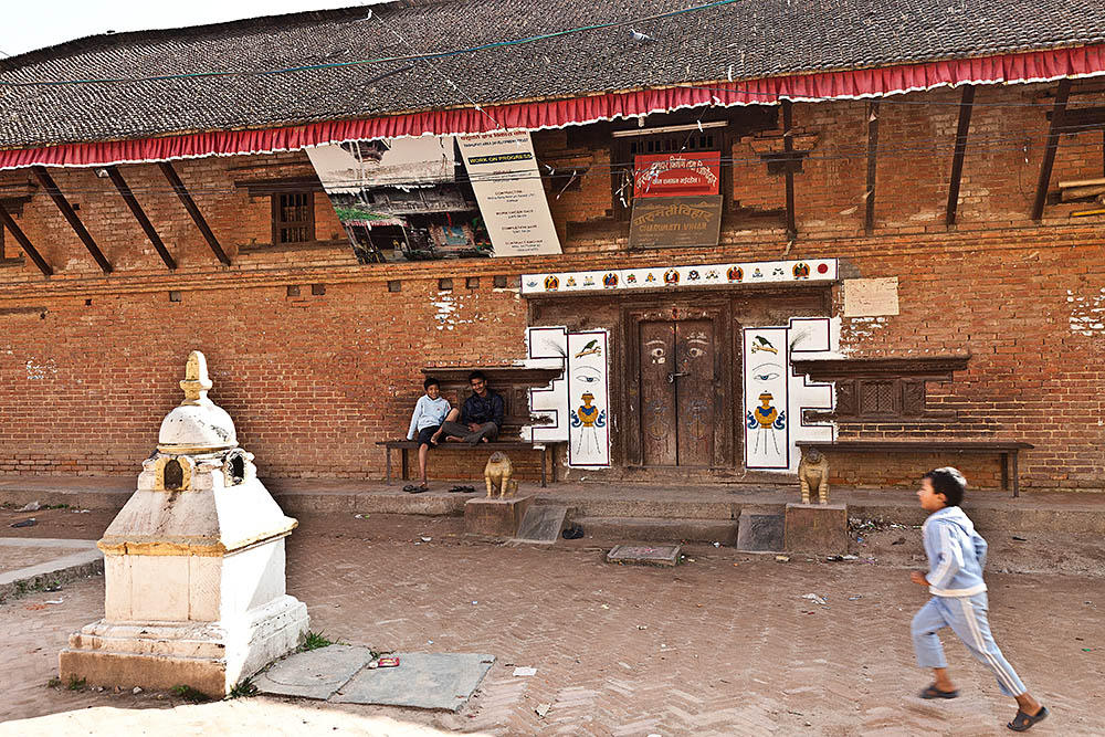 20111024-143656_C5D39_Chabahil-bahal.jpg