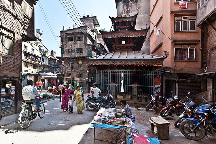 20111011-111624_C5D97_Ugratara-2.jpg